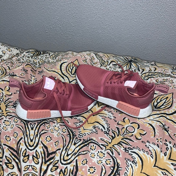 mauve pink adidas